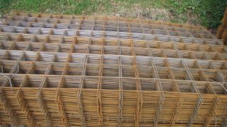 Picture of 4.8m x 2.4m A142 Concrete Reinforcing Mesh
10487521
