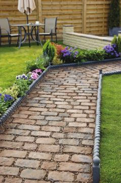 Picture of Antique Rope Top Garden Edging 465mm x 170mm x 50mm Midnight Blue (Pack of 52)
ED6031105