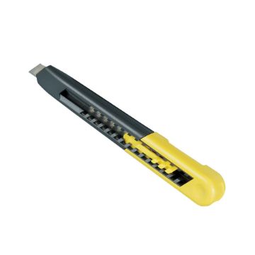 Picture of Stanley SM9 Snap Off Blade Knife 9mm 0-10-150
0-10-150
