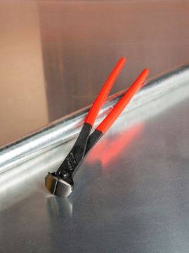 Picture of Knipex 280mm End Cutting Nippers
68 01 280 SB