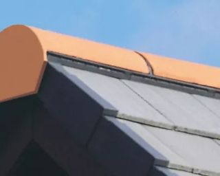 Picture of Redland Blockend Half Round Ridge Terracotta
10002250