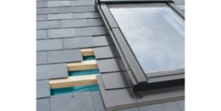 Picture of Fakro 550mm x 980mm 10mm Slate Flashing
ELV 02